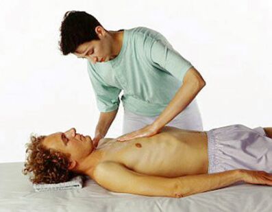 Massage to treat thoracic osteoarthritis to reduce pain and spasms