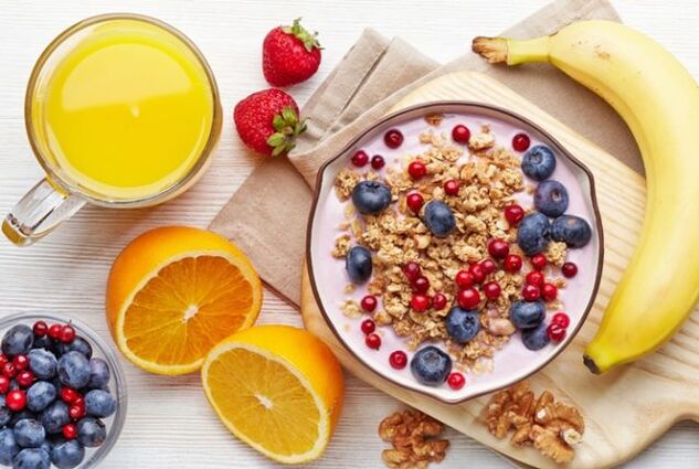 A balanced diet will help you regulate your weight and reduce the load on your joints caused by arthritis.